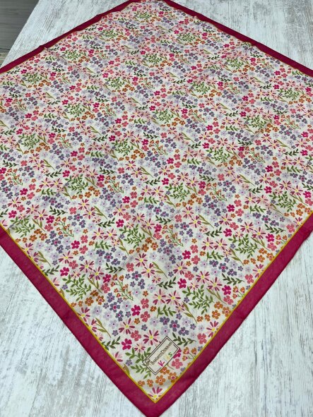 KİDS ÇİÇEK BAHÇESİ DESEN EŞARP - 