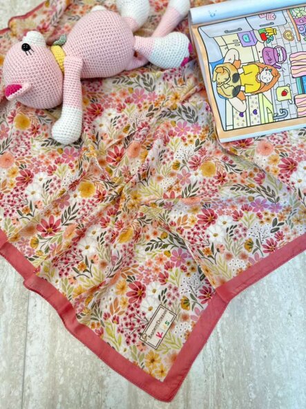 KİDS PEMBE MASAL DESEN EŞARP - 2