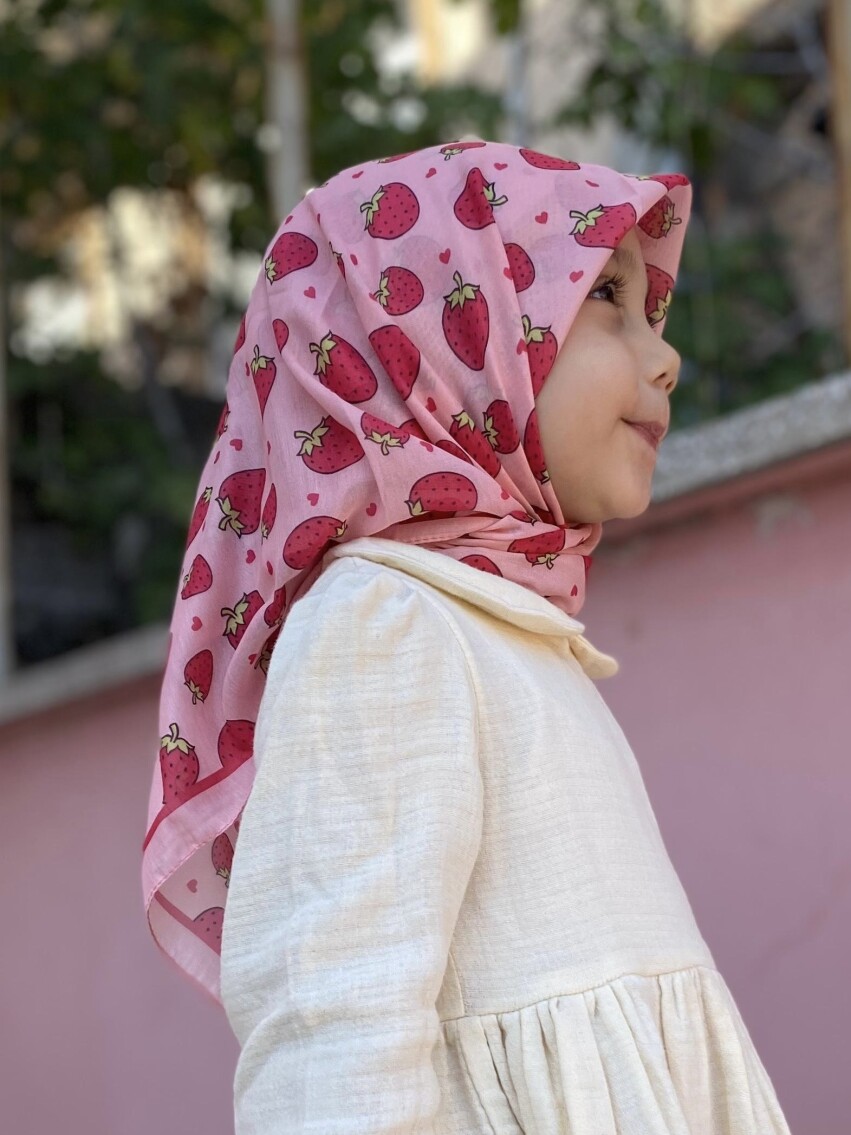 KİDS STRAWBERRY GİRL DESEN EŞARP - 1