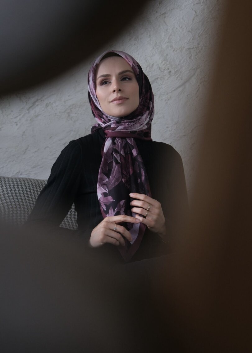 VELVET BLOOM EŞARP - ŞARABİ - 3