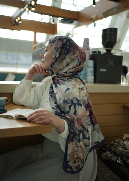 VELVET BLOOM ŞAL - RENKLI LACIVERT - 3