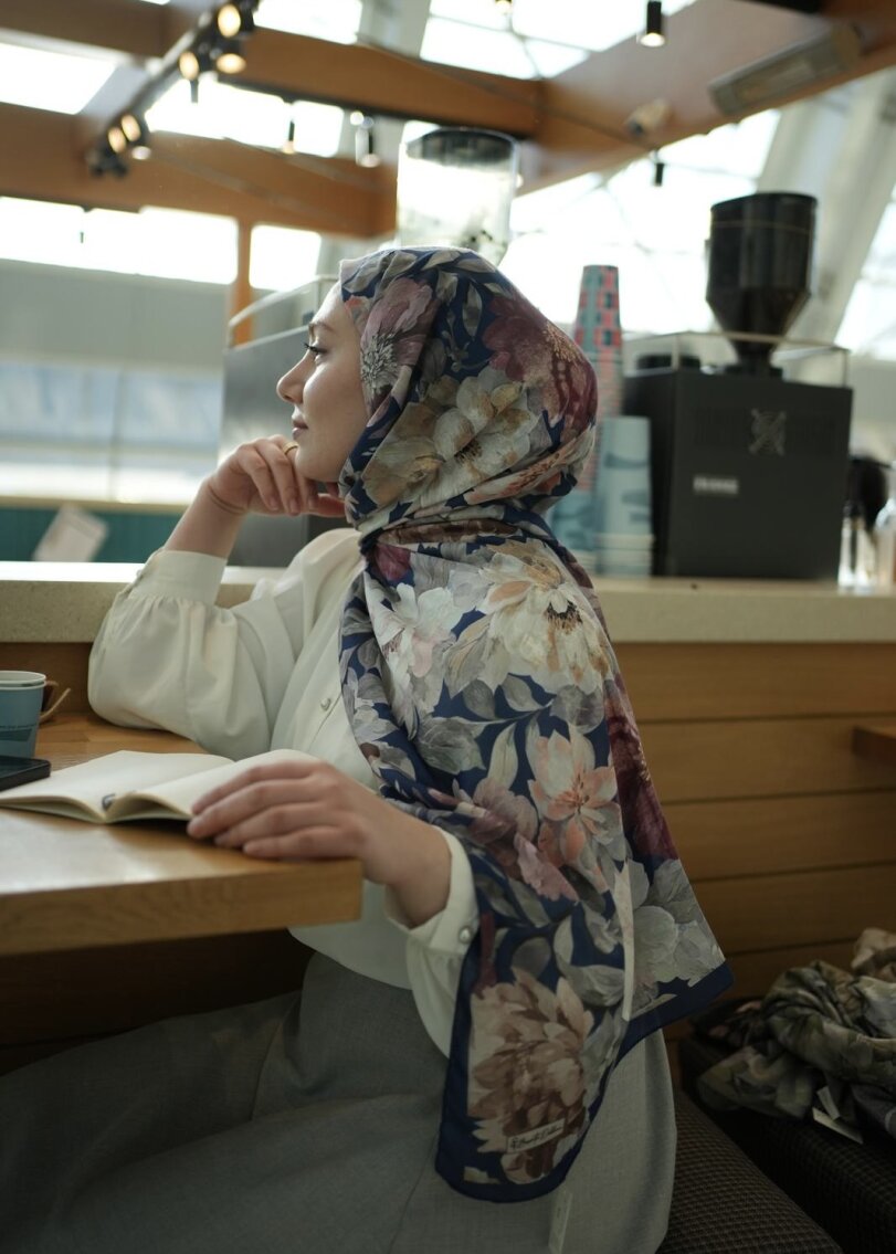 VELVET BLOOM ŞAL - RENKLI LACIVERT - 3