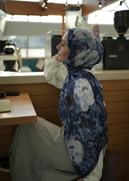 VELVET BLOOM ŞAL - GECE MAVISI - 