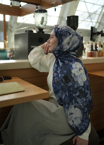 VELVET BLOOM ŞAL - GECE MAVISI - 2