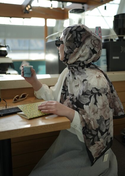 VELVET BLOOM ŞAL - SİYAH - BEJ - 2